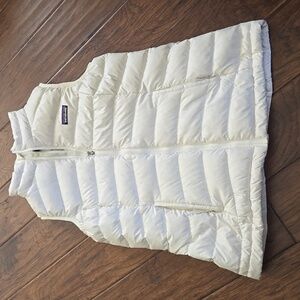 Patagonia Girls Sweater Vest Size XL (14)